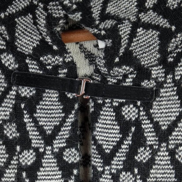 Chiaramente Sweater Womens Large White Black Geometric Wool Open Knit Italy - Picture 3 of 10